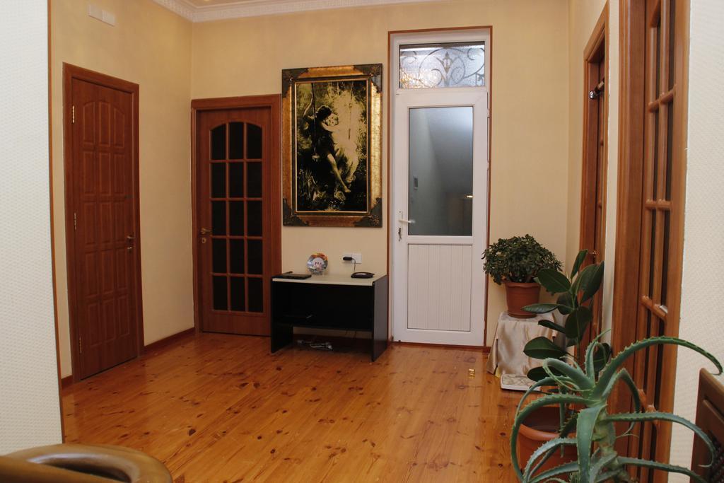Baku Butik Mini-Hotel Luaran gambar