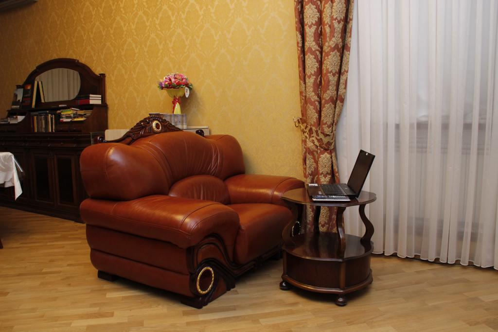 Baku Butik Mini-Hotel Luaran gambar