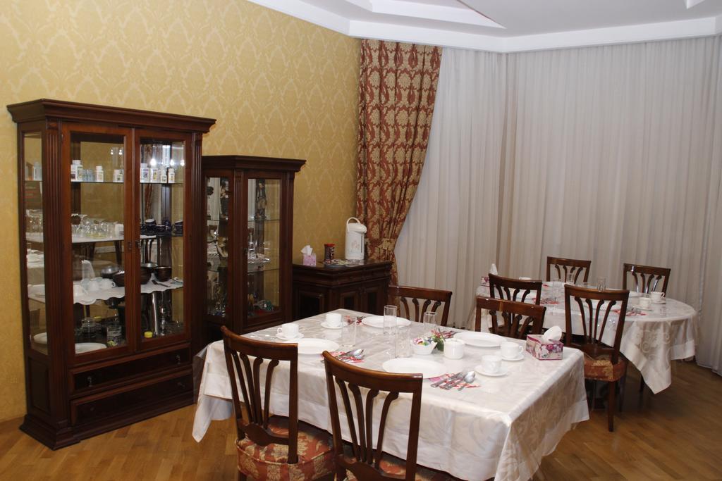Baku Butik Mini-Hotel Luaran gambar