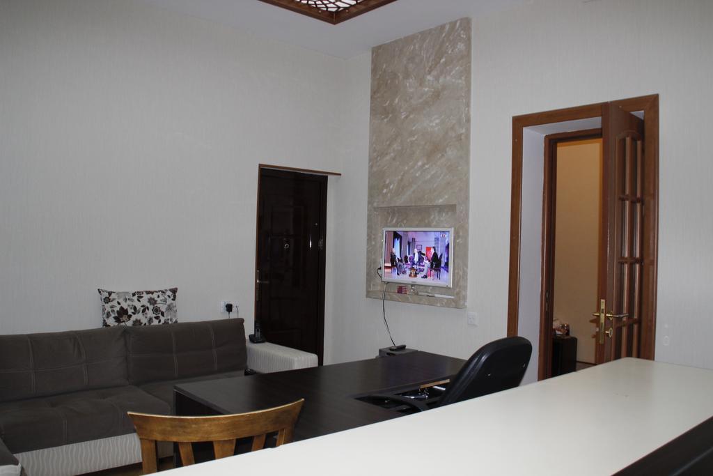 Baku Butik Mini-Hotel Luaran gambar