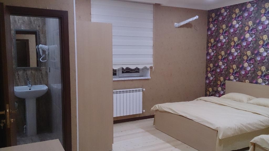 Baku Butik Mini-Hotel Luaran gambar