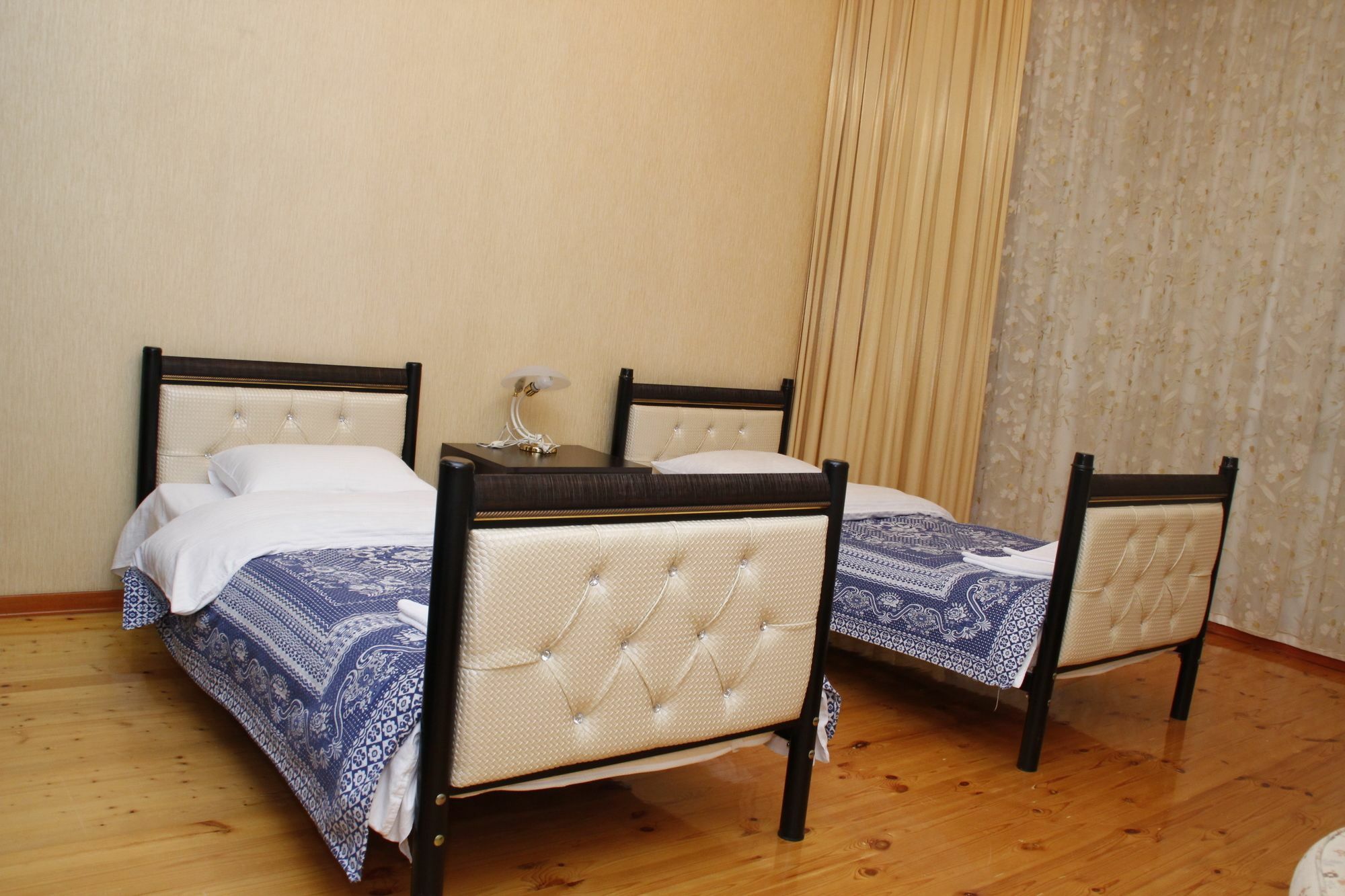 Baku Butik Mini-Hotel Luaran gambar